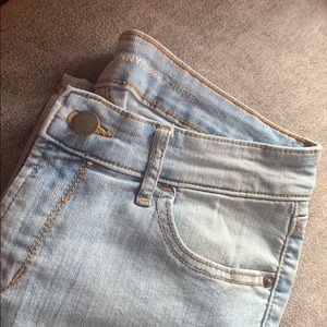 NWOT 🌸 Old Navy Skinny Jeans